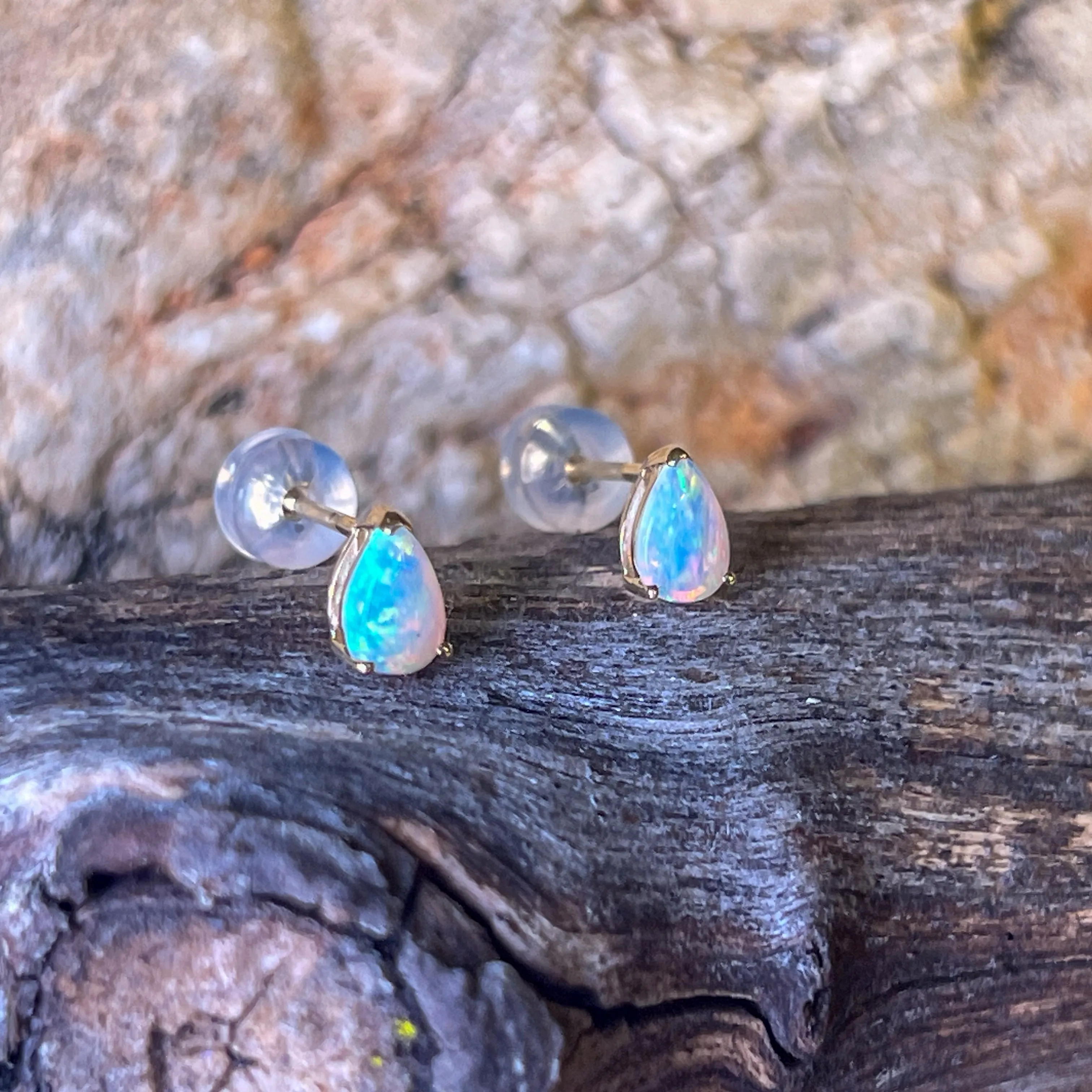 14kt Yellow Gold Pear shape 6x4mm Opal crystal studs