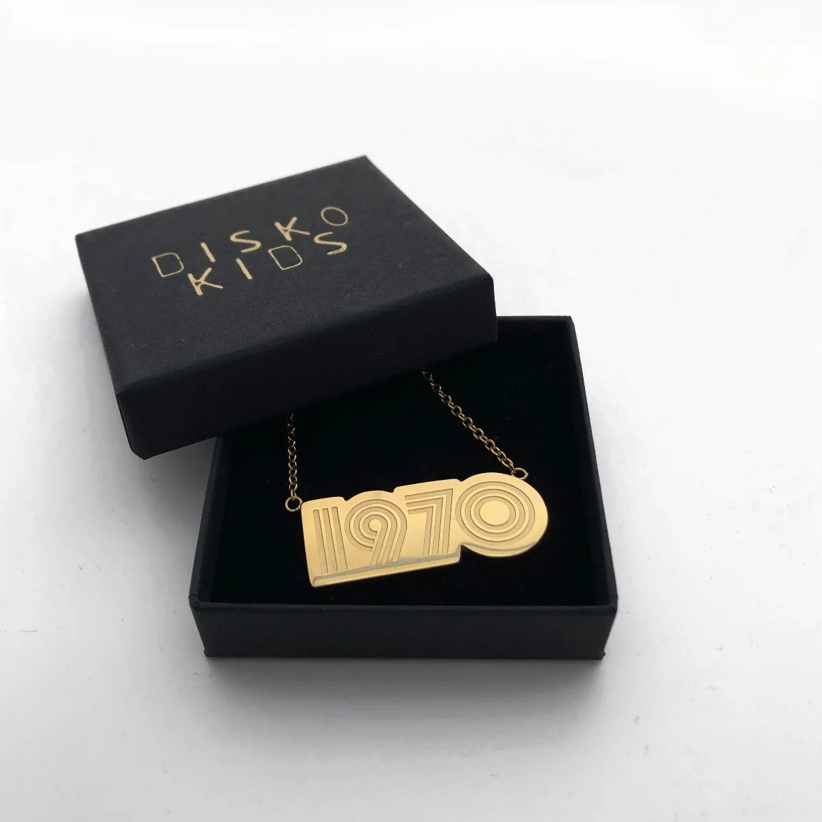 1970 Pendant Gold