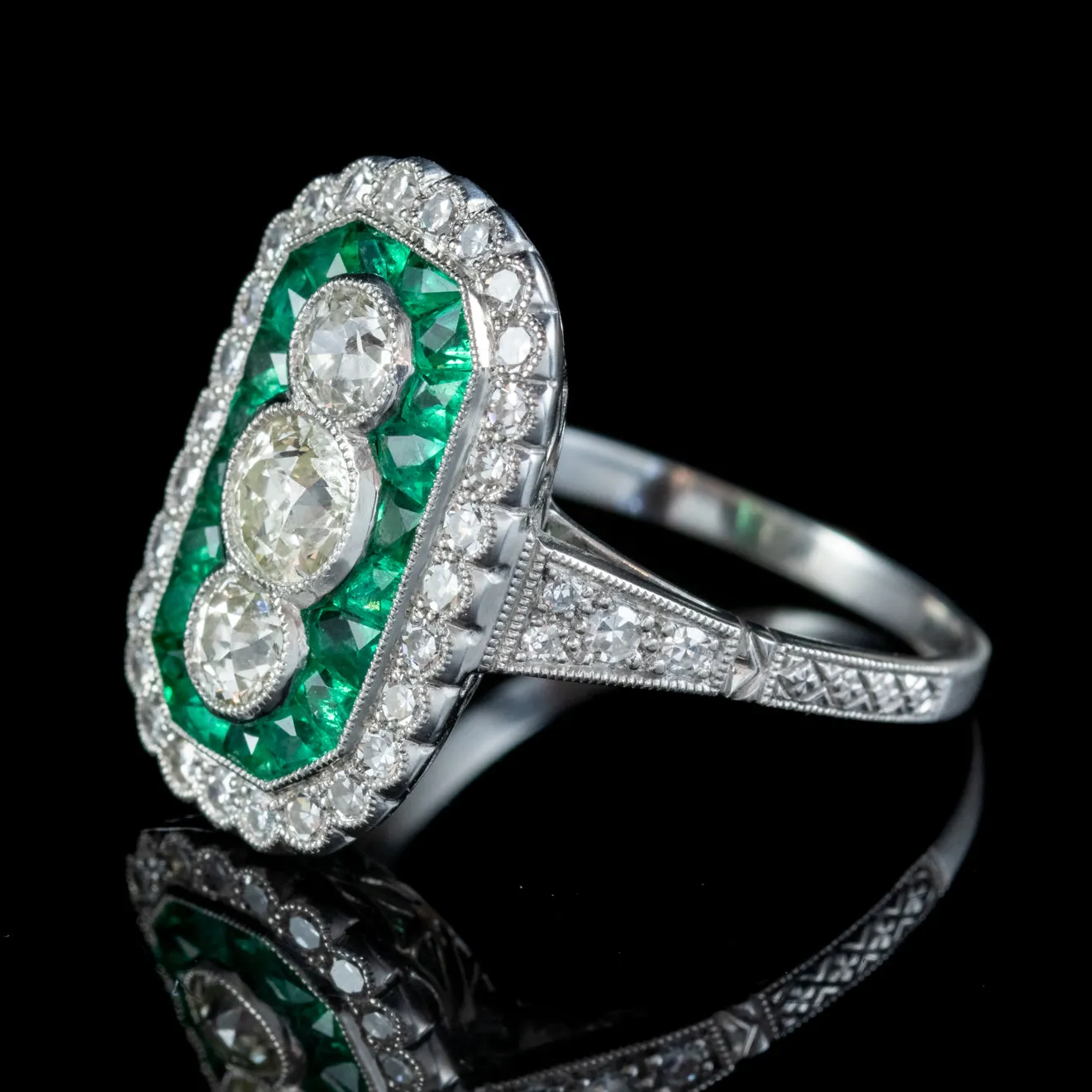Emerald Diamond Cluster Ring Platinum 2ct of Diamond 1.25ct of Emerald