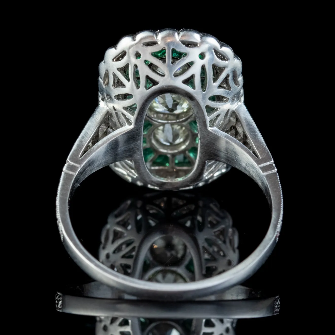 Emerald Diamond Cluster Ring Platinum 2ct of Diamond 1.25ct of Emerald