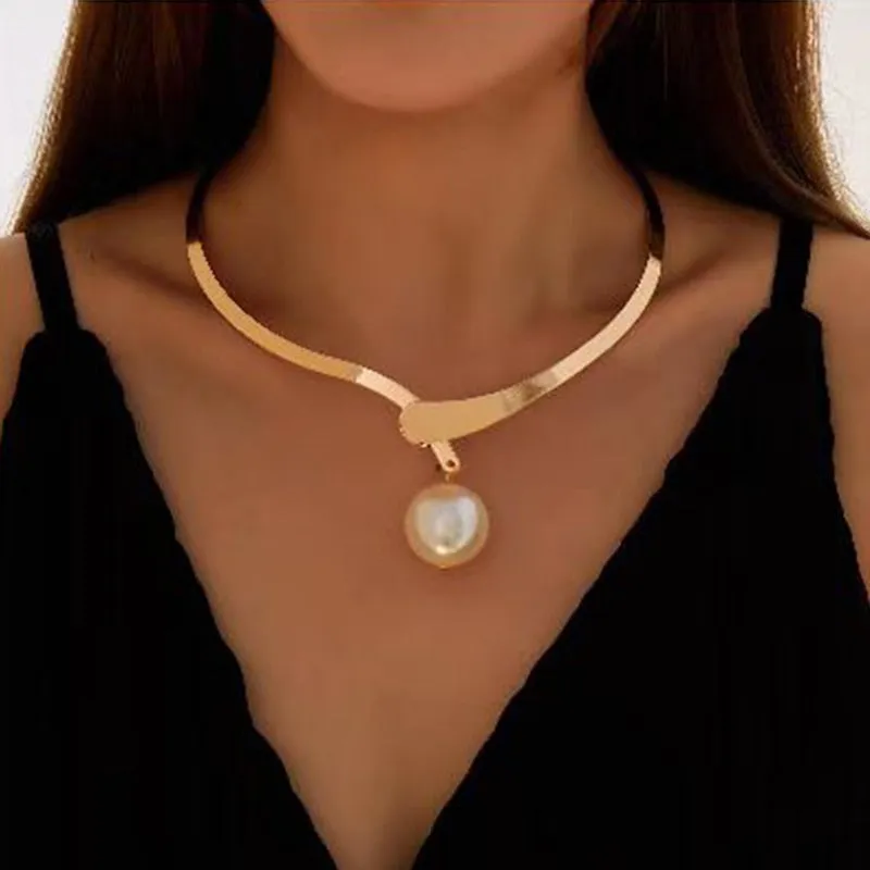 Exaggerated Pearl Necklace For Women Simple Versatile Golden Bead Opening Collar Exquisite Clavicle Korean Fashion Jewelry Gifts