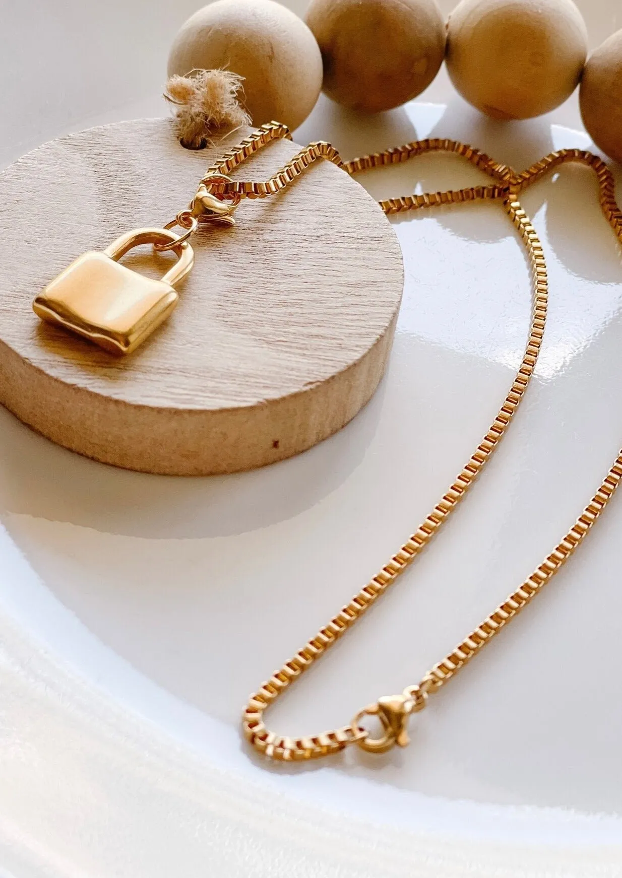 Locket Necklace | Gold
