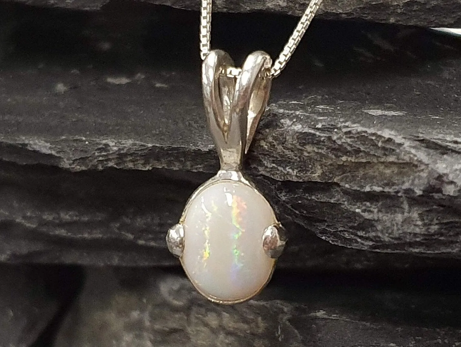 Vintage Opal Necklace - Oval Opal Necklace - White Dainty Pendant